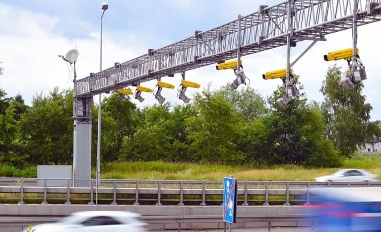 43 nowe odcinkowe pomiary prędkości