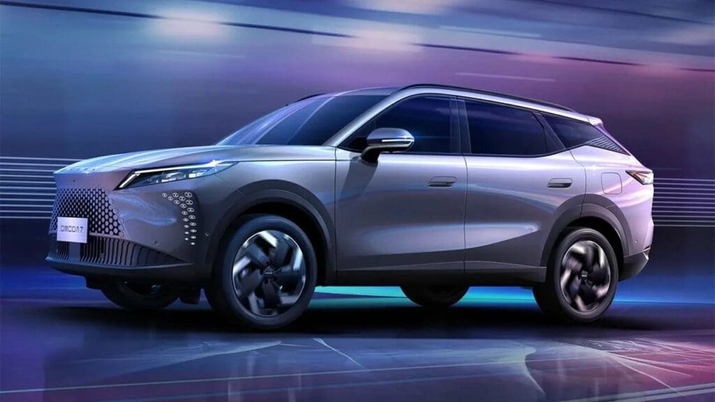 napęd Omoda 7 to hybryda PHEV
